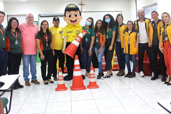 SMTT recebe 500 cones para ampliar segurança e sinalização em Arapiraca