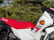 Criança de 10 anos é flagrada dirigindo moto, no interior