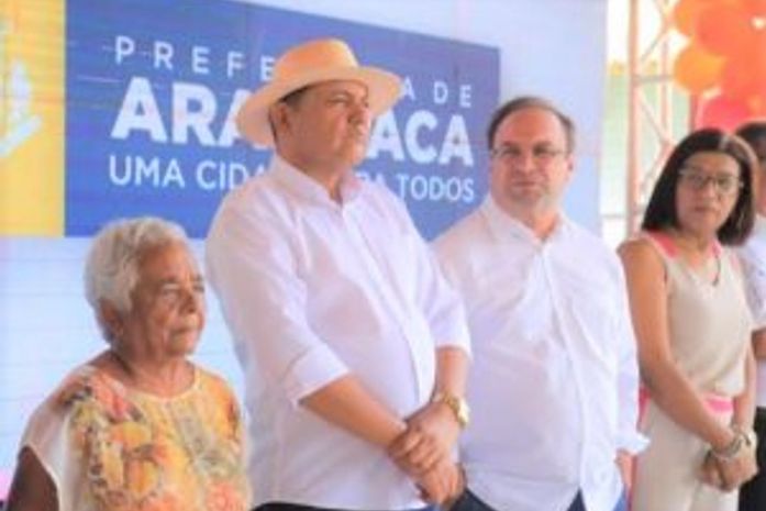 Servidora da Prefeitura de Arapiraca, aos 78 anos, professora Berê é uma lenda viva da educação