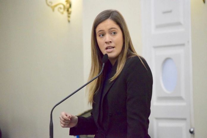 Deputada Cibele Moura