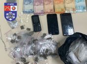 Jovem é preso comercializando drogas em ponto de vans em Arapiraca