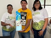 Oficina transforma telhas antigas em objetos decorativos e promove inclusão social no Centro Pop