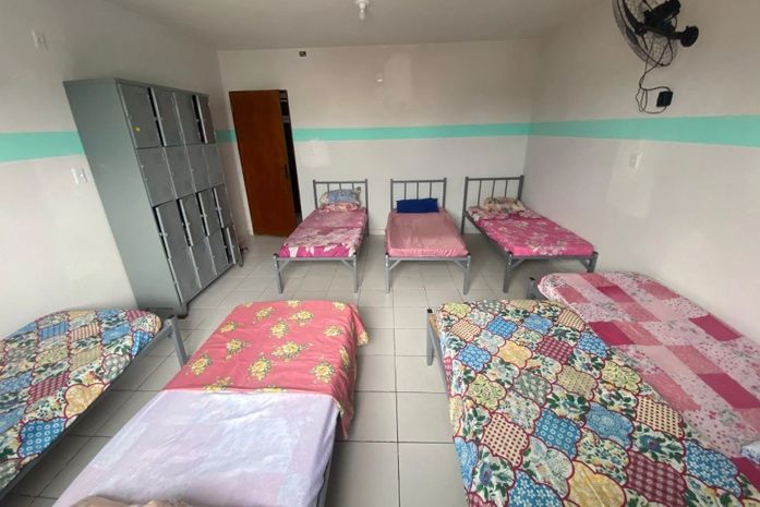 Serviço de acolhimento para pessoas em situação de rua de Maceió atende em novo endereço