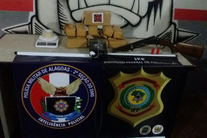 Drogas apreendidas na operação