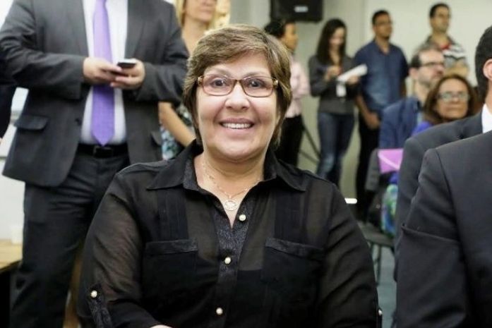 O desabafo de Célia Rocha e o silencio de Rogério Teófilo