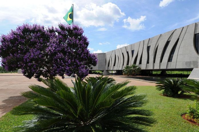 Tempo de trabalho infantil vale para aposentadoria, decide STJ