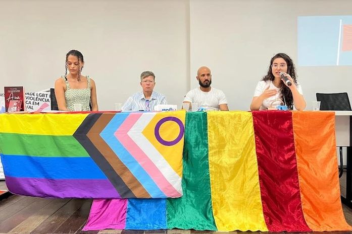 Teca Nelma reflete sobre questões LGBTQIAPN+ em Maceió no Dia Municipal do Orgulho