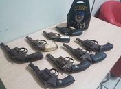Revólveres apreendidos com Maria Cícera