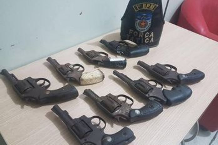 Revólveres apreendidos com Maria Cícera