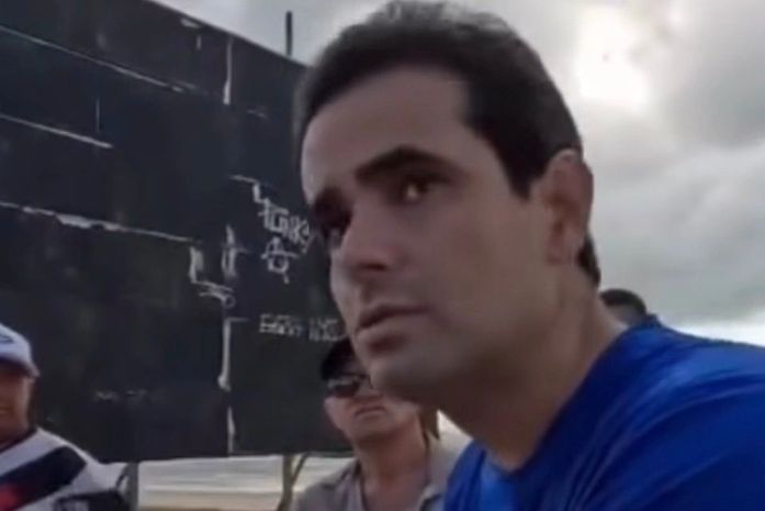 Vídeo mostra deputado discutindo com agentes do DMTT e dando voz de prisão a servidores em Maceió