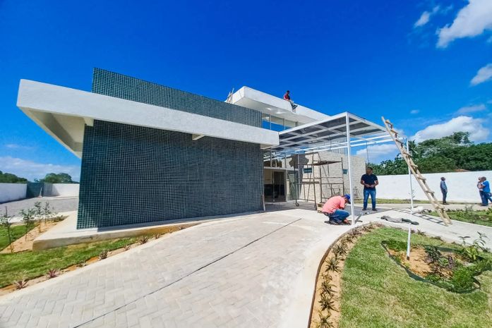 Prefeito e secretário de Infraestutura inspecionam nova Unidade Básica de Saúde de Santo Antônio