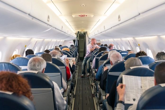 Senado aprova fim de cobrança na escolha de assento em avião