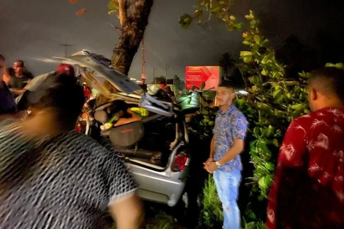Músicos mortos em acidente voltavam de show na Praia do Francês; terceira vítima morreu no HGE 
