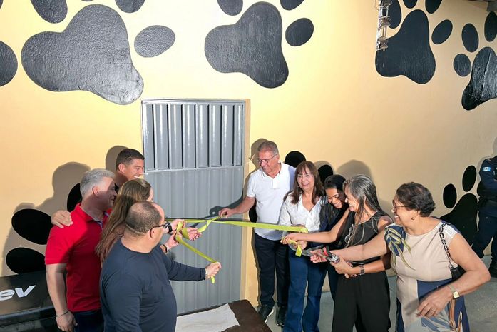 Prefeito George Clemente inaugura a primeira clínica para animais de São Miguel dos Campos; nova praça; e Conselho Tutelar