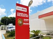 Para desqualificar denúncia de tortura, delegados insinuam que mulher é louca
