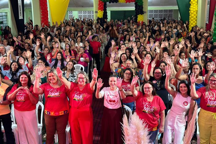 Ziane Costa reúne milhares de mulheres em evento do MDB em Delmiro Gouveia