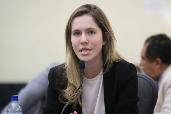 Mercado de trabalho: no mês da mulher, ALE aprova projeto de Cibele Moura que cria Política de Formação e Capacitação para mulheres