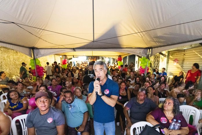 Rafael Brito reúne multidão em encontro na Grota das Piabas