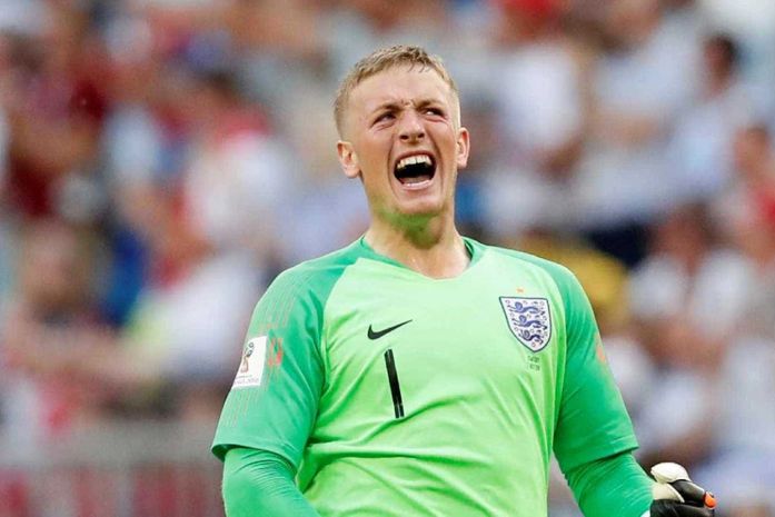 Inglaterra derrota Suécia e volta às semifinais após 28 anos