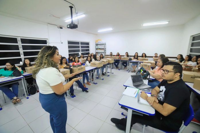 Pilar promove formação do Instituto Alfa e Beto para quase 200 professores da rede municipal