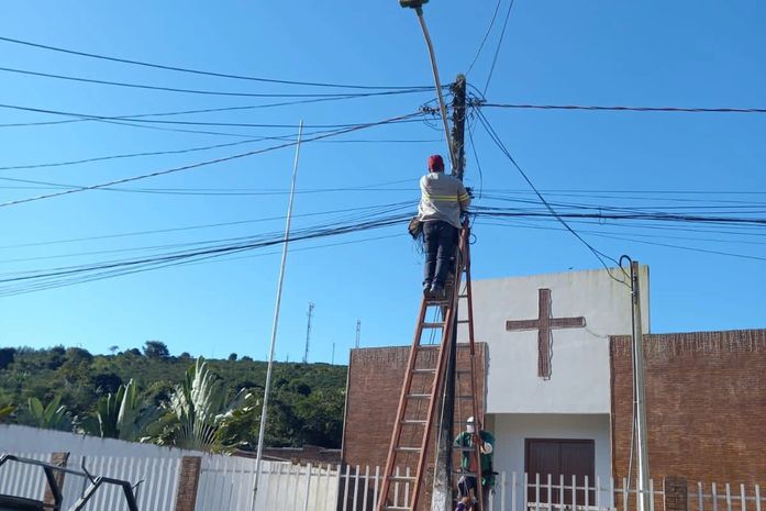 Prefeitura de Branquinha realiza manutenção da iluminação pública