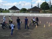 Prefeitura de Arapiraca capacita agentes de trânsito com pilotagem defensiva