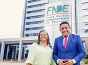 Sinteal aprova reajuste de Júlio Cezar e Júlia Silva para a Educação