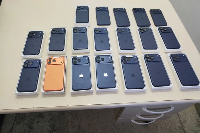 Ex-funcionário é suspeito de facilitar furto de carga com 21 iPhones em Alagoas