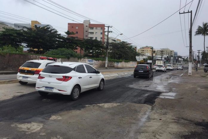 Avenida Gustavo Paiva é liberada para tráfego de veículos após obras de desobstrução