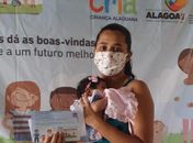 Assistência de Santana do Mundaú entrega cartões a 45 novas mamães inseridas no CRIA