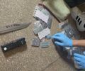Polícia apreende medicamentos controlados em residência ligada a clínica onde esteticista morreu