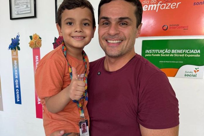Alexandre Ayres soma mais de R$ 6 milhões destinados à causa autista e amplia rede de atendimento em Alagoas