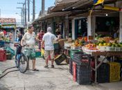 Confira horário de funcionamento de mercados e feiras no domingo de eleição, em Maceió