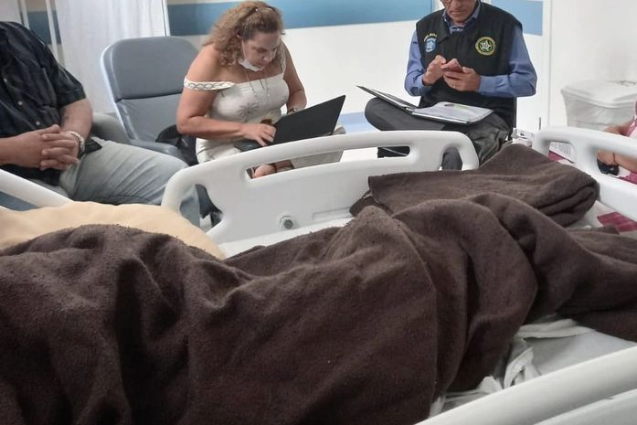 Polícia ouve idosa de 73 anos que teve perna amputada por erro médico em Maceió