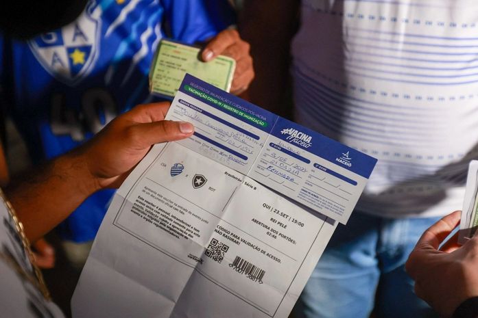 Vigilância Sanitária fiscaliza retorno da torcida ao Rei Pelé.