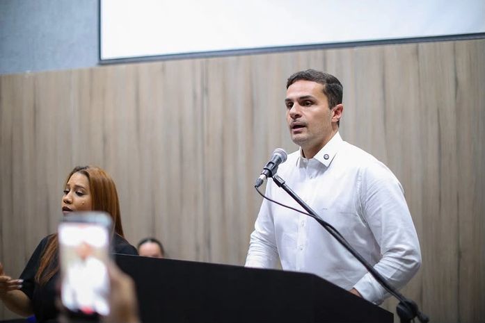 Conquista defendida por Alexandre Ayres na UNCISAL ganha homenagem especial: Restaurante Universitário levará nome de seu pai