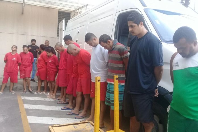Membros de facções acusados de queima de ônibus e de extermínio são presos