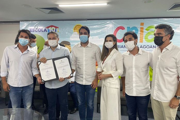 Educação que avança: prefeito de Santana do Mundaú garante construção da primeira Creche do Programa CRIA
