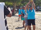 Atividade recreativa realizada na praia