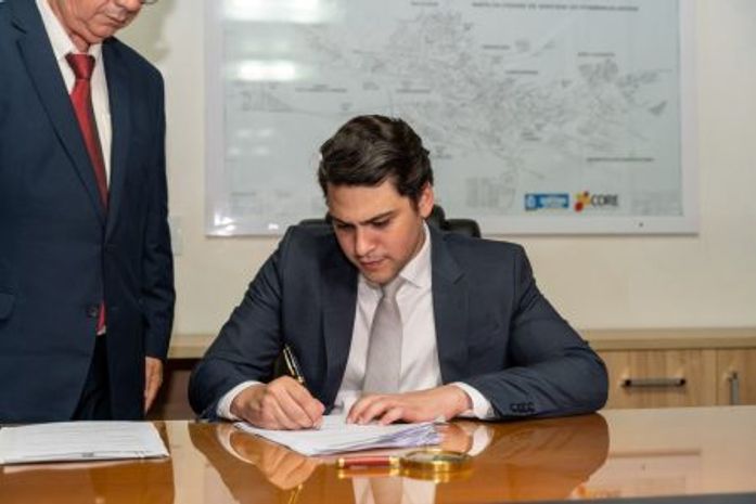 Prefeito Eduardo Bulhões assina decreto para modernizar a gestão pública com virtualização de processos