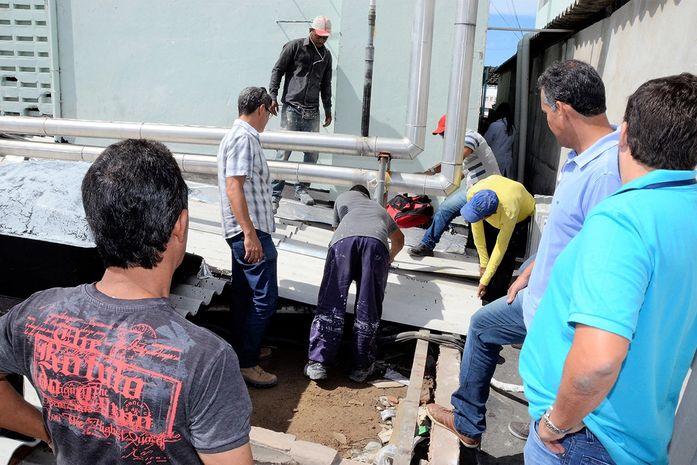 Sesau inicia manutenção do telhado da Pediatria do HGE