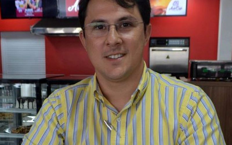 Prefeito de Olho D'água das Flores Zé Luiz