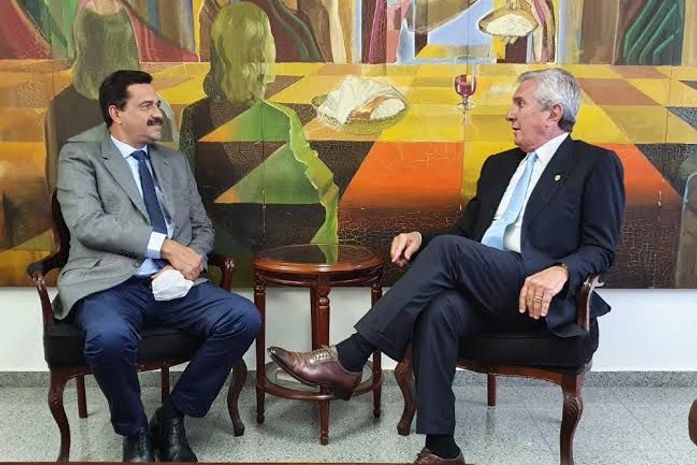 Prefeito Marlan vai a Brasília em busca de novos investimentos para Limoeiro