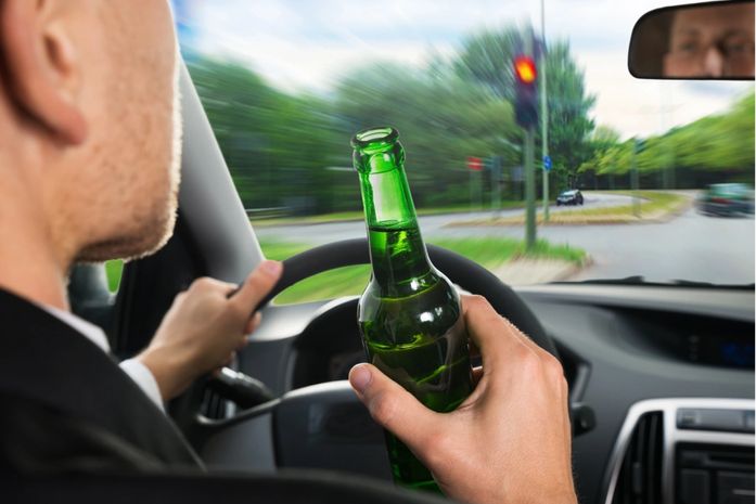 Motorista embriagado terá que ressarcir SUS com despesas hospitalares de vítimas de acidente.