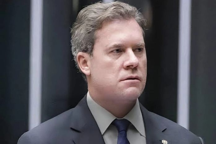 Marx Beltrão exige retirada imediata do PL 152 e protocola ofício contra projeto que prejudica motoristas por aplicativo