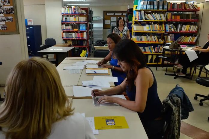 Crescimento maior nas vagas para mulheres reduz desigualdade