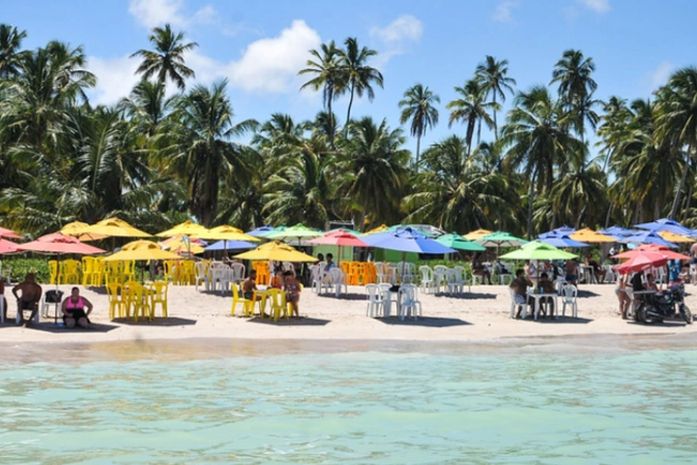 Maceió é o 3º destino mais procurado por brasileiros para as férias de verão