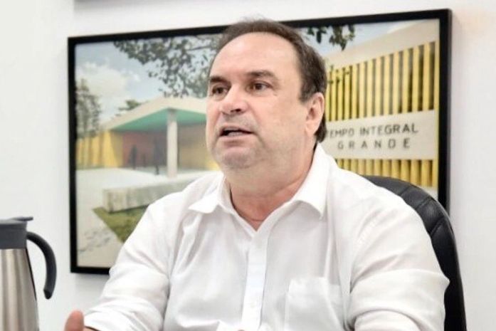 Prefeito Luciano receberá medalha do mérito policial nesta segunda-feira (9)
