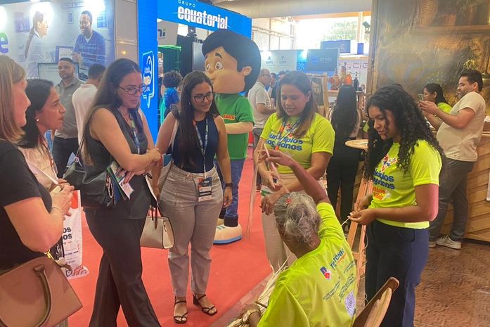 Teotônio Vilela fez bonito, na Feira dos Municípios Alagoanos.
Salve!