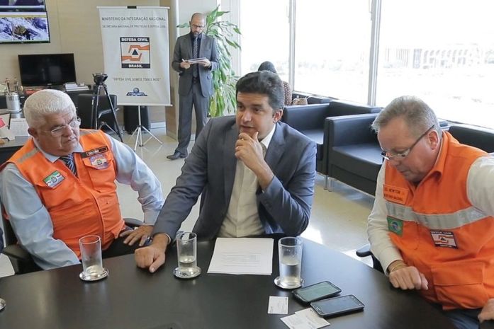 Prefeito busca apoio federal para o bairro do Pinheiro